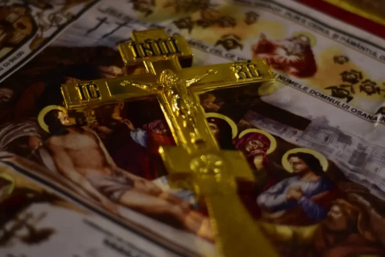 Program Biserica Sf Arh Mihail si Gavril Satu Mare