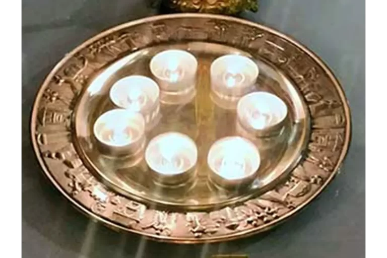 Maslu la Biserica Sf Arhangheli