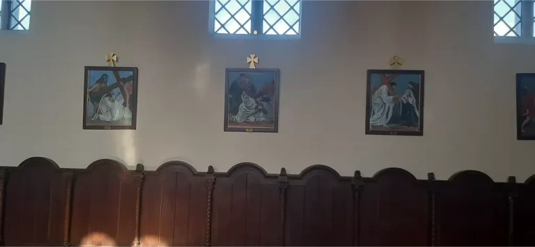 calea crucii restaurată