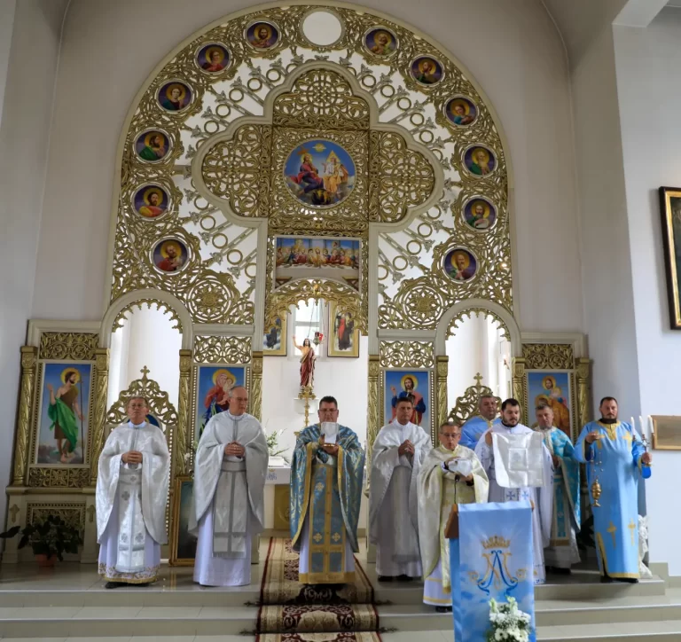 Hramul Parohiei Odoreu