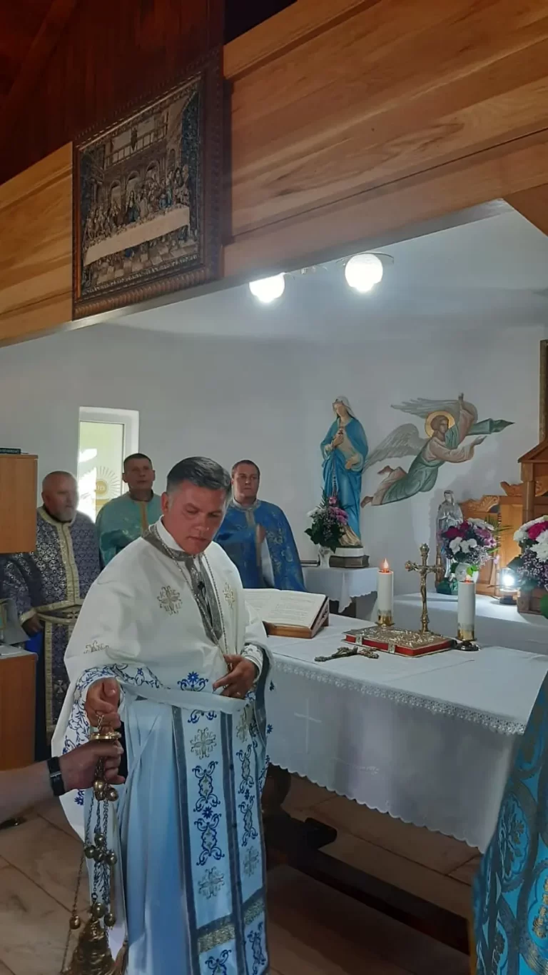 Hramul Parohiei Curtuiuș